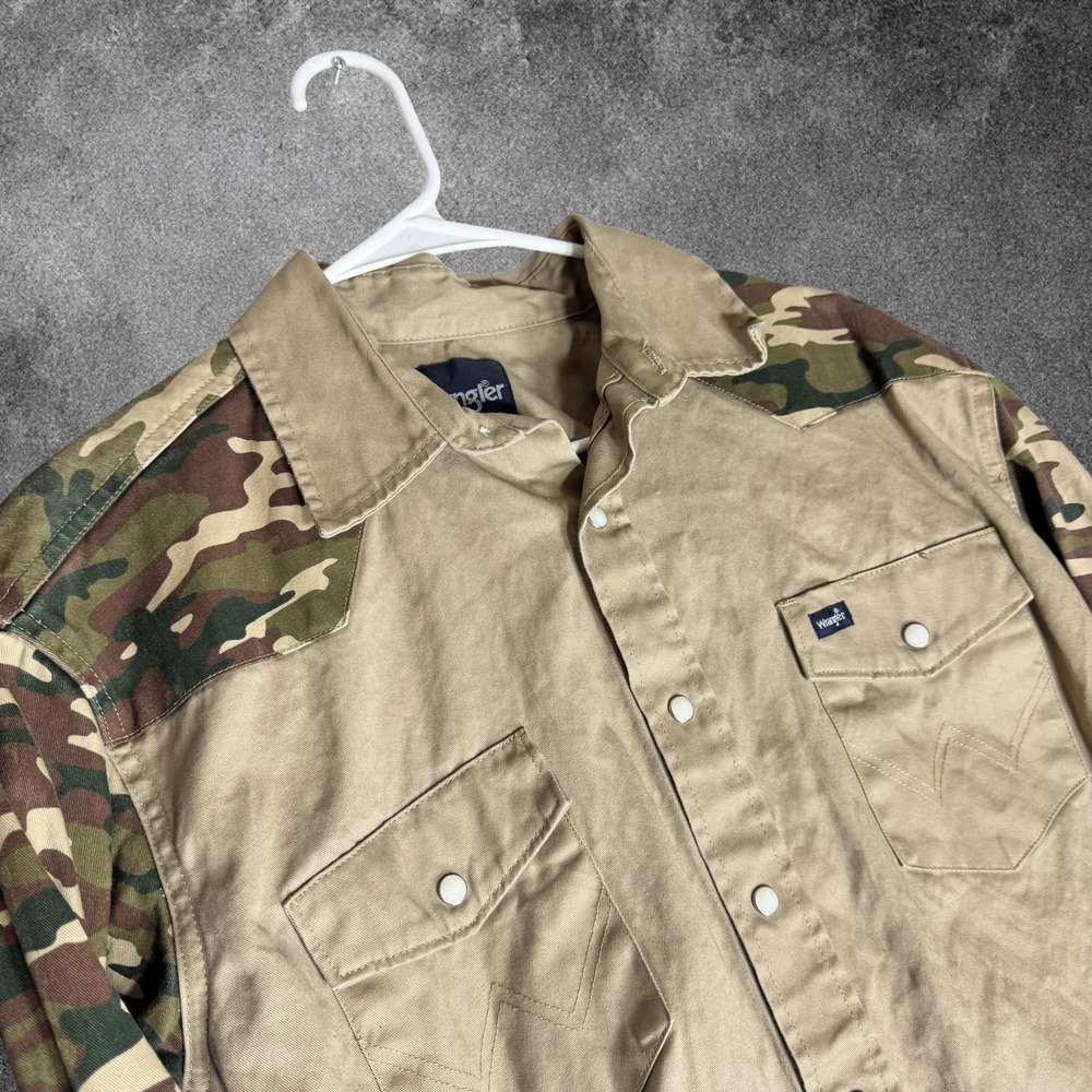 Vintage Wrangler Shirt Sz Large Camouflage Brushpopper Pearl Snap Westernwear